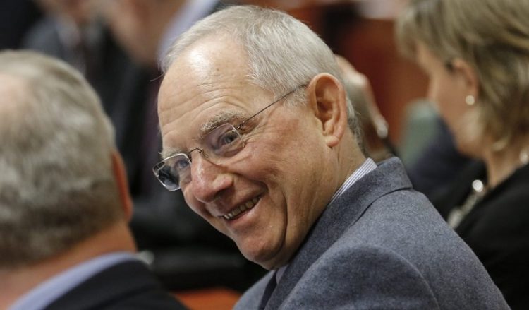 Έπαινοι Σόιμπλε σε Τσίπρα για τη Συμφωνία των Πρεσπών