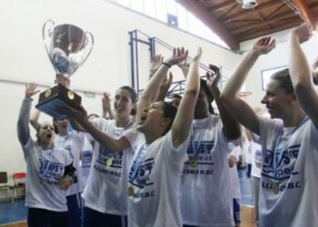 Τα Σούρμενα Ελληνικού κατέκτησαν το πρωτάθλημα μπάσκετ της Α1!