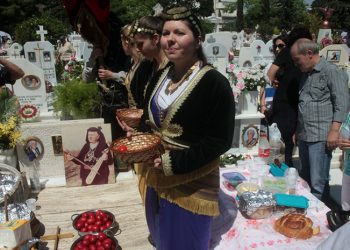 Το ποντιακό ταφικό έθιμο της Κυριακής του Θωμά