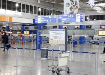 Αναστολή της απεργίας στα αεροδρόμια