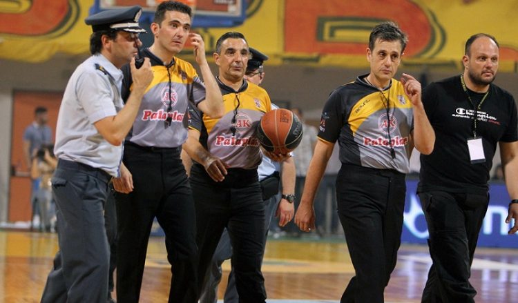 Το επεισοδιακό παιχνίδι Άρης-ΑΕΚ στο «μικροσκόπιο» του Κοντονή
