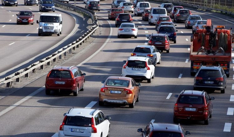 Μειωμένα τέλη κυκλοφορίας για 4.000 ιδιοκτήτες ΙΧ