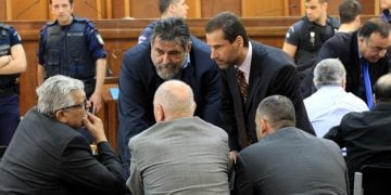 Αναβλήθηκε για τις 15 Μαΐου η δίκη της Χρυσής Αυγής