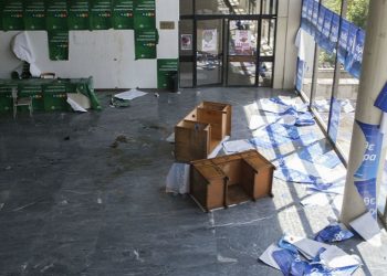 Σαμαράς και Πανούσης για την εισβολή των κουκουλοφόρων στο ΑΠΘ