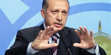 Ερντογάν: Είμαι μέλισσα που φτιάχνει μέλι για την Τουρκία!