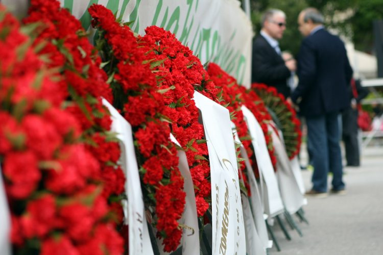 Делегация Компартии Греции отметит Первомай в Киеве