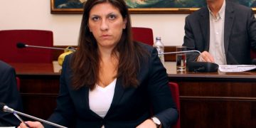 Ζ. Κωνσταντοπούλου: Η κυβέρνηση επέλεξε να παραιτηθεί στα μουλωχτά