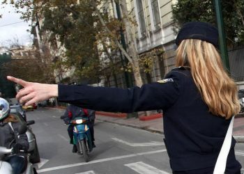 Κυκλοφοριακές ρυθμίσεις σε Αθήνα και Πειραιά για τα Θεοφάνια 2