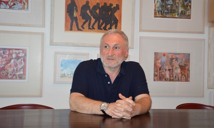 Λεωνίδας Κωνσταντινίδης: Από τα στούντιο της Οδησσού σε γκαλερί της Αθήνας