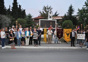 Ποντιακοί σύλλογοι ενώθηκαν σε λαμπαδηδρομία για τη Γενοκτονία των Ποντίων