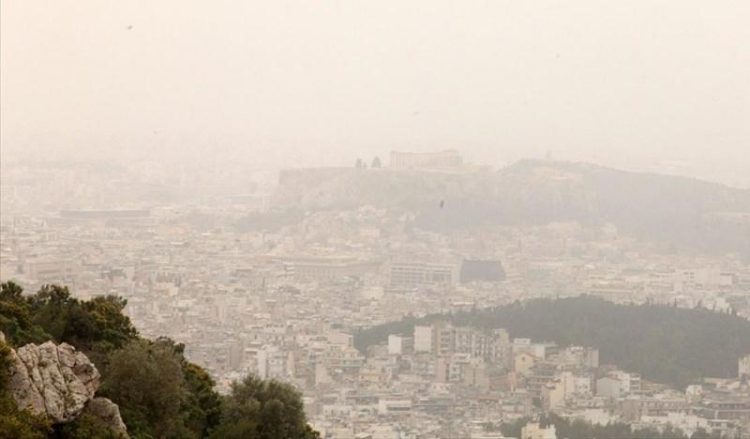 Αίθριος καιρός το Σαββατοκύριακο με νεφώσεις και σκόνη