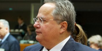 Αυστηρό μήνυμα Κοτζιά στα Τίρανα