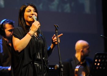 Πέλα Νικολαΐδη: Η ζωή και η πορεία της διάσημης τραγουδίστριας