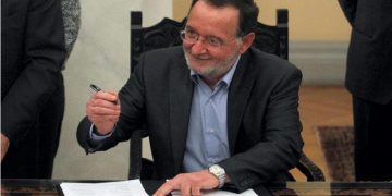 Λαφαζάνης και Νόβακ τα είπαν για τον αγωγό