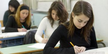 Πανελλαδικές: Παρατείνεται η προθεσμία για την υποβολή των αιτήσεων