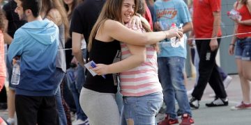 Πανελλήνιες 2015: Κάποιοι, λίγοι, αρίστευσαν παρά τις κακές επιδόσεις