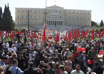 Εργατική Πρωτομαγιά 2015: Δέκα φωτογραφίες από τις πορείες