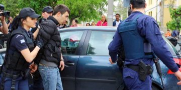 Άλλαξε την απολογία του ο πατέρας της Άννυς και νέα σενάρια για την τύχη της μικρής