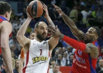 Στον τελικό της Ευρωλίγκας ο Ολυμπιακός 70-68 την ΤΣΣΚΑ!