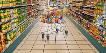 Παράταση λειτουργίας των σουπερμάρκετ για σήμερα 2