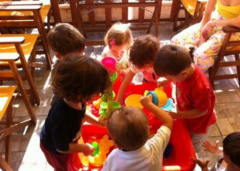 Θερινά προγράμματα στο «Σχολείο Παιχνιδιού»