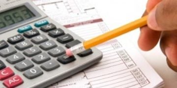 Экстренный сбор с заработной платы и пенсий планирует правительство Греции