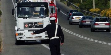 Αυτόφωρο για όσους οδηγούν επικίνδυνα στον Περιφερειακό της Θεσσαλονίκης 3