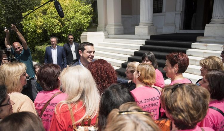 Το ευχαριστώ του Τσίπρα στις καθαρίστριες
