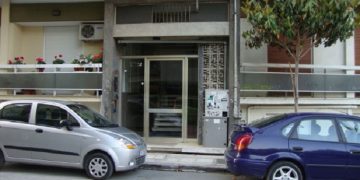 Σε διαμέρισμα-τρώγλη ζούσε 6χρονο κοριτσάκι στη Λάρισα