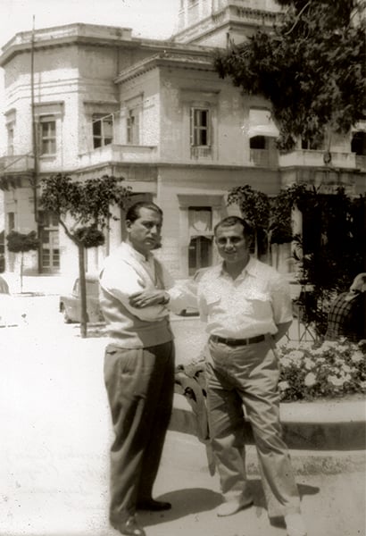 Ζώρας Μελισσανίδης: Όποιος δίνει σε φτωχό και πεινασμένο, δανείζει στον Θεό - Media Gallery