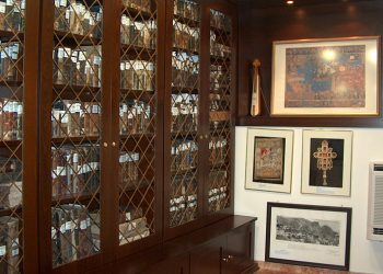 Η Εύξεινος Λέσχη Χαρίεσσας στη βιβλιοθήκη της Αργυρούπολης