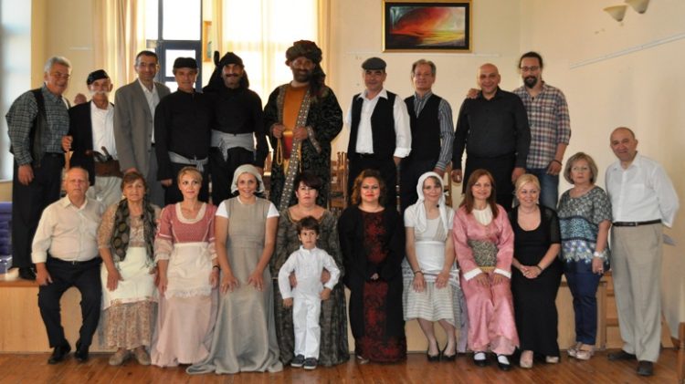 Η ποντιακή διάλεκτος ακούστηκε σε όλο το Αγρίνιο (βίντεο)