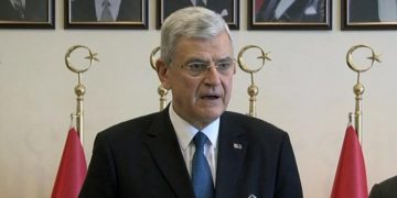 Τουρκία: Το «καπρίτσιο» της Κύπρου να μην τορπιλίσει τη συμφωνία για το Προσφυγικό