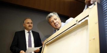 Κοριούς… κόλλησε το CHP στην Τουρκία