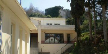 Το όνομα του Βαγγέλη Γιακουμάκη θα δοθεί στη βιβλιοθήκη σχολείου στο Ρέθυμνο