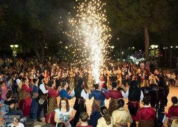 Το ποντιακό πανηγύρι του «Φάρου» Αγίας Βαρβάρας μέσα από καταπληκτικές φωτογραφίες