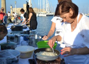 Ιδού η Ρόδος ιδού και ο... Πόντος! Όλα όσα ζήσαμε στο 1ο Φεστιβάλ Ποντιακής Γαστρονομίας (φωτο-βίντεο)