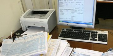 Περισσότεροι πολίτες υπέβαλαν φέτος δήλωση φορολογίας εισοδήματος