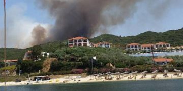 Φωτιά σε εξέλιξη στην Χαλκιδική