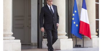 O Φρανσουά Ολάντ δεν θα διεκδικήσει δεύτερη θητεία