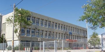 Από τις 6 Μαΐου επιστρέφουν οι καθηγητές σε Γυμνάσια και Λύκεια 2