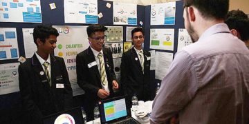 Το κόστος της σχολικής τσάντας και τι πρέπει να προσέχουν οι γονείς