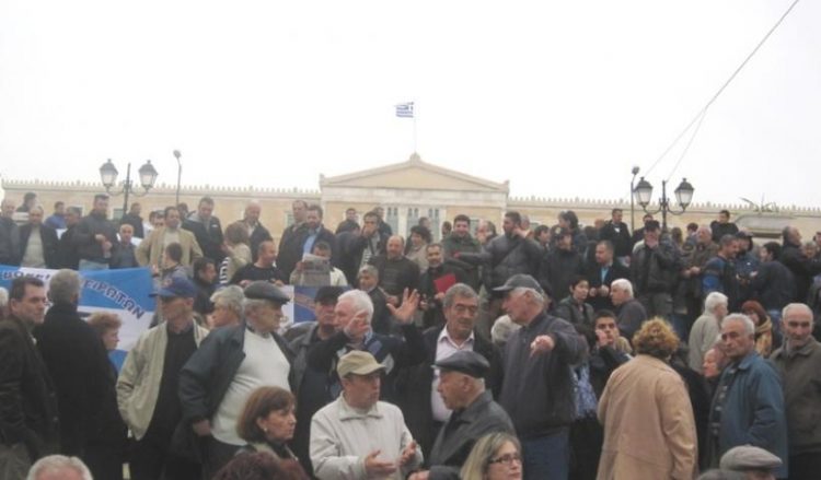 Законопроект о пенсиях ОГА для греков Понта и Северного Эпира