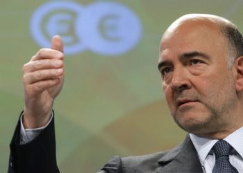 Μοσκοβισί: Ανοιχτό ενδεχόμενο για μείωση των πλεονασμάτων