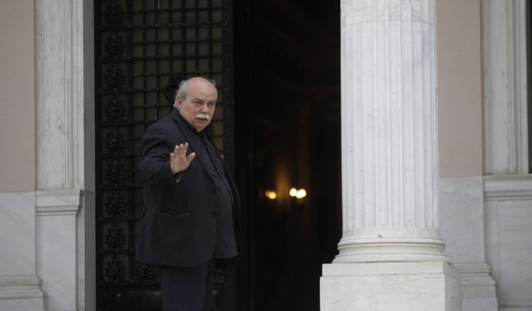 Ο Βούτσης δεν απέκλεισε το ενδεχόμενο βουλευτικών εκλογών τον Μάιο