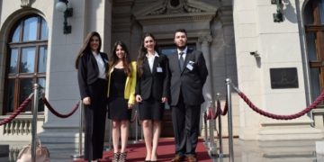 Έλληνες φοιτητές της Νομικής σάρωσαν σε ευρωπαϊκό διαγωνισμό