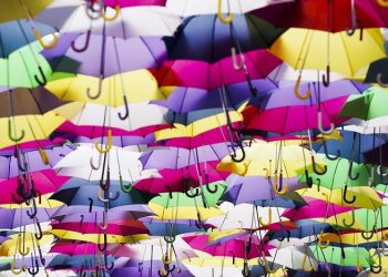 Ισχυρές βροχές και πτώση της θερμοκρασίας την Πέμπτη