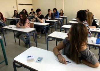 Αρχίζουν σήμερα οι επαναληπτικές Πανελλαδικές 2015