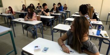 Αρχίζουν σήμερα οι επαναληπτικές Πανελλαδικές 2015