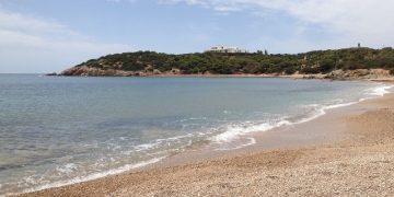 ΠΑΚΟΕ: Οι ακατάλληλες παραλίες της Αττικής